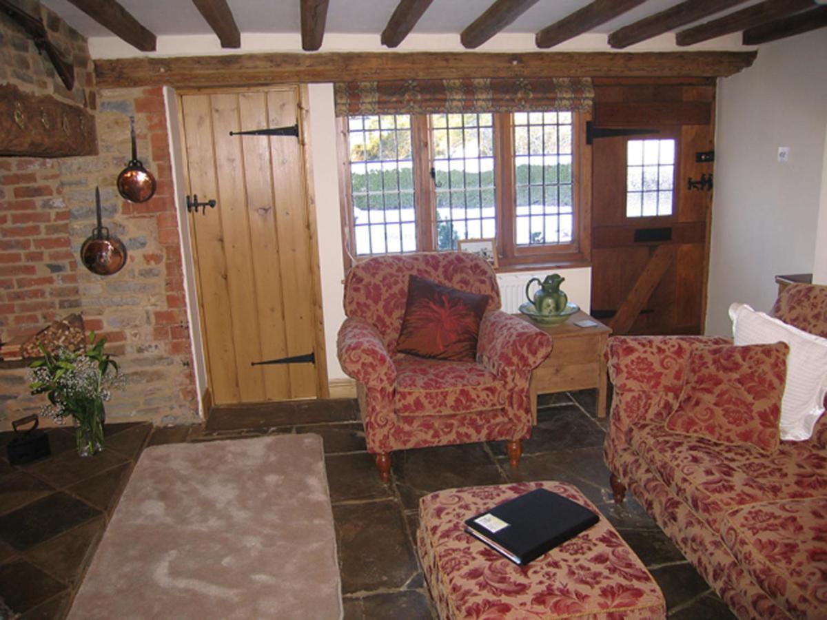 Harpe Cottage Wilmcote Екстериор снимка